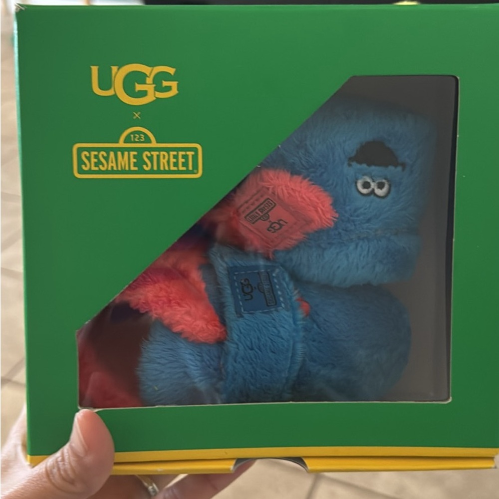 UGG Green Box with Label